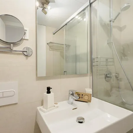 Magnificent Apartment, Close To The Beach, In Apartment *