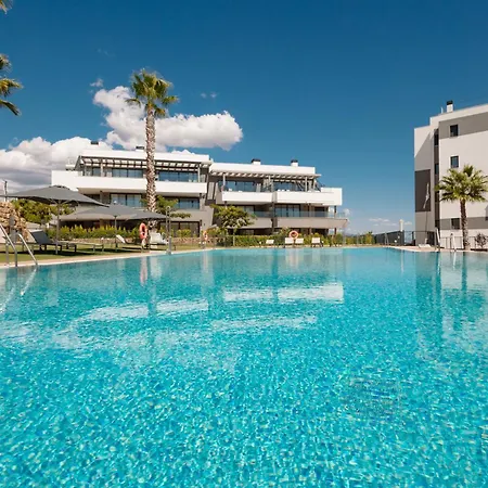 Apartment Magnificent Apartment, Close To The Beach, In Estepona